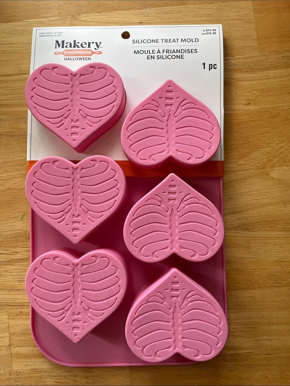 Pink Silicone Heart Treat Mold - 6-Cavity